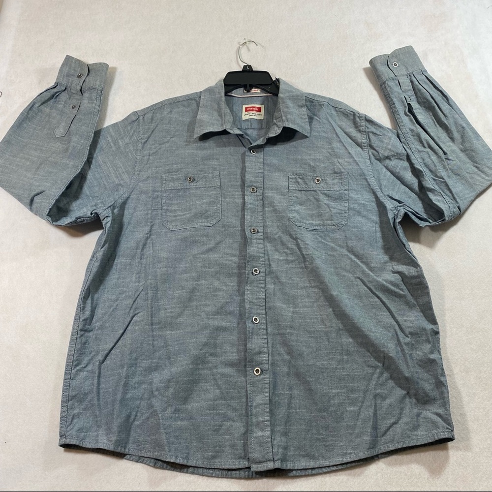 Wrangler Button Down shirt  Vintage Wash 2XL Blue Mens casual button dow…